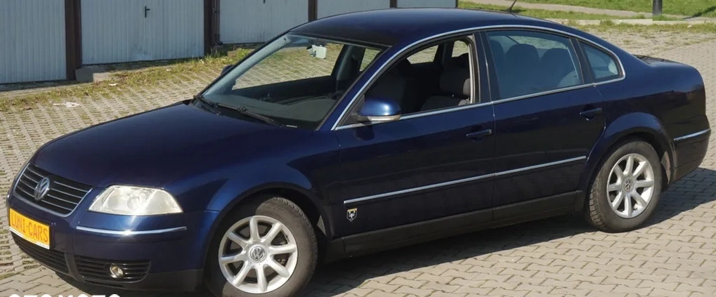 Volkswagen Passat cena 9000 przebieg: 240000, rok produkcji 2006 z Józefów małe 704